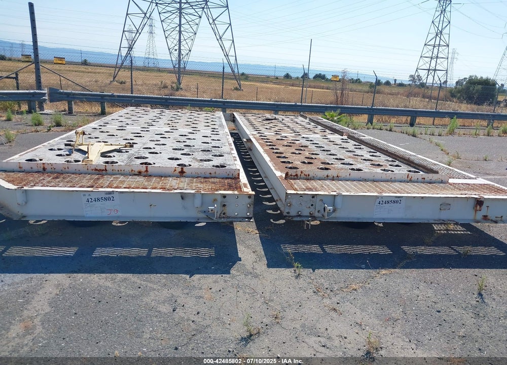 1998 EQUIPMENT STEEL GSE 9333 VIN: 00000000000041610