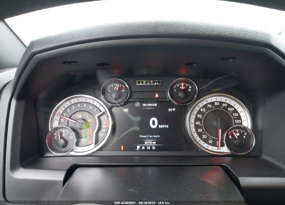 2022 RAM 1500 VIN: 1C6RR7GG1NS211073
