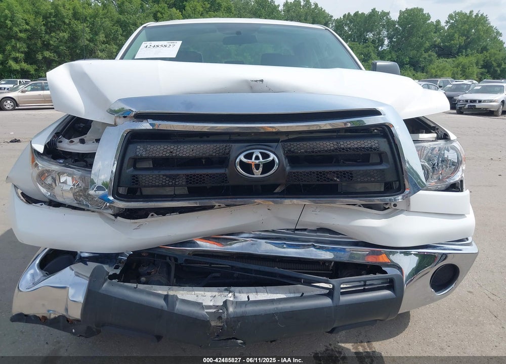 2011 TOYOTA TUNDRA GRADE 4.6L V8 VIN: 5TFRM5F14BX027592