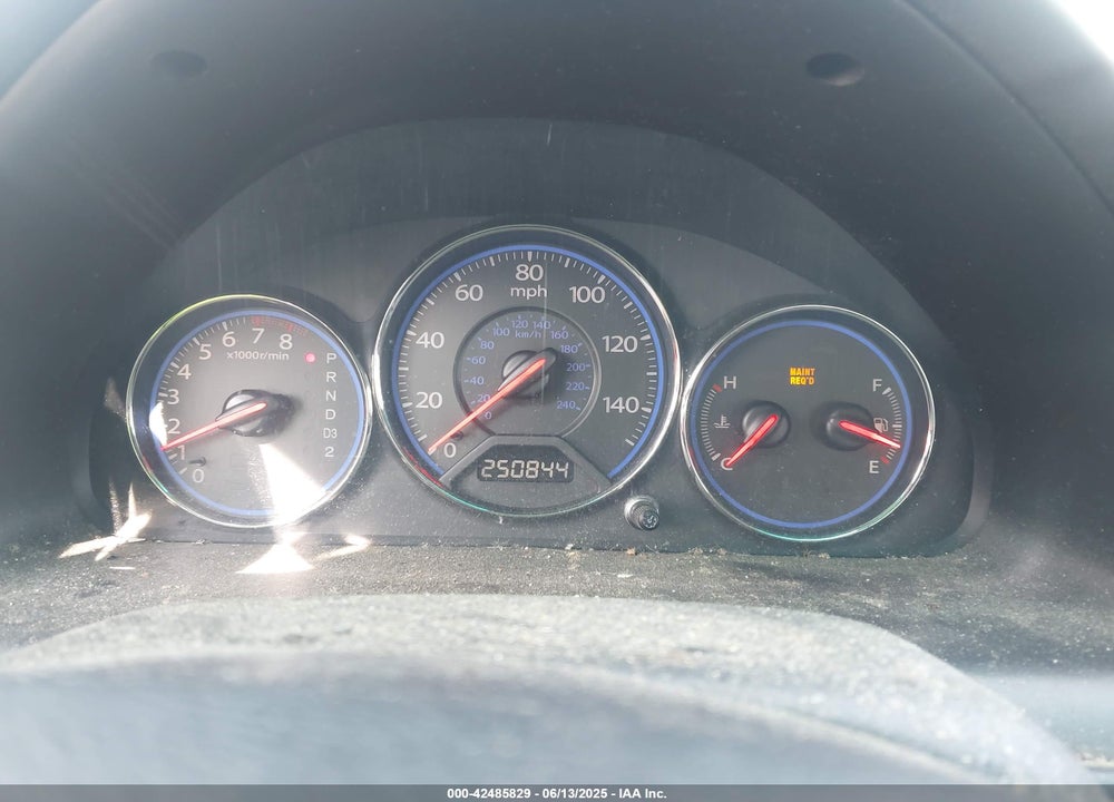 2005 HONDA CIVIC LX VIN: 2HGES16505H596157