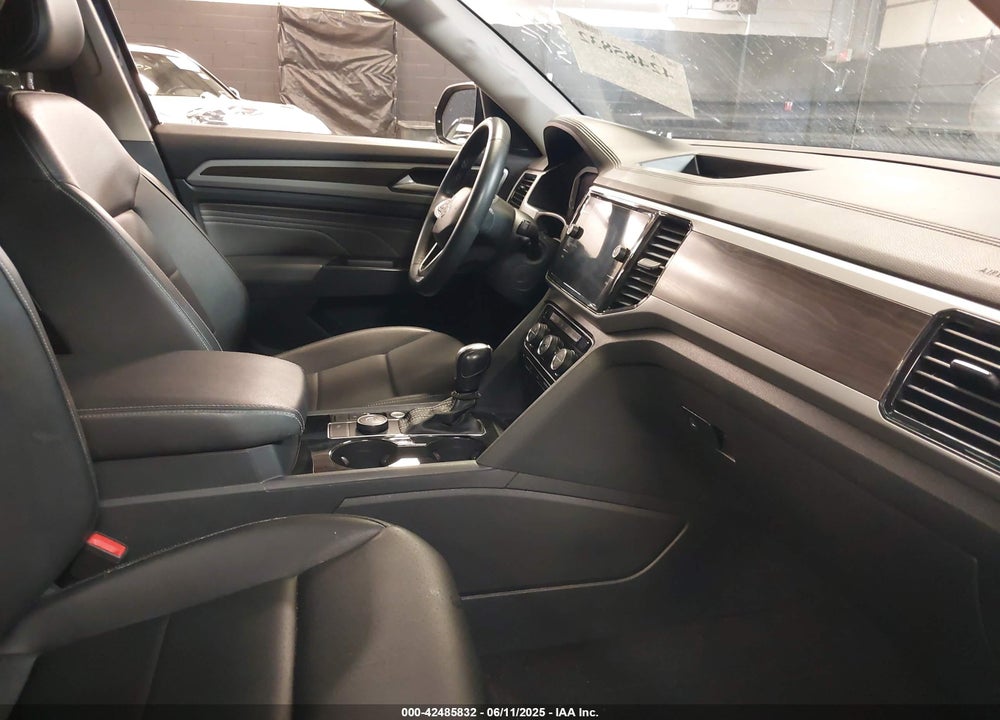2023 VOLKSWAGEN ATLAS 3.6L V6 SE W/TECHNOLOGY VIN: 1V2KR2CA1PC545467
