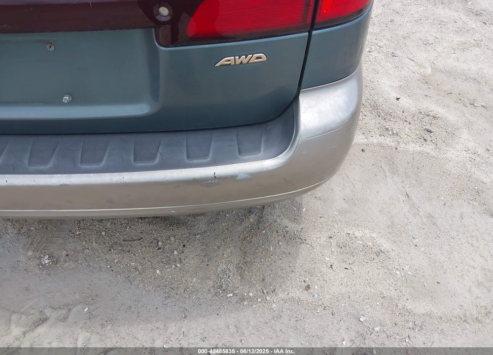 2001 SUBARU OUTBACK LIMITED VIN: 4S3BH686617608627