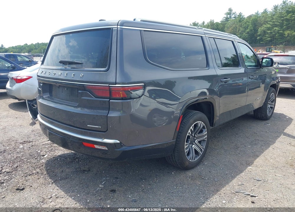 2024 JEEP WAGONEER L VIN: 1C4SJRBP2RS122316
