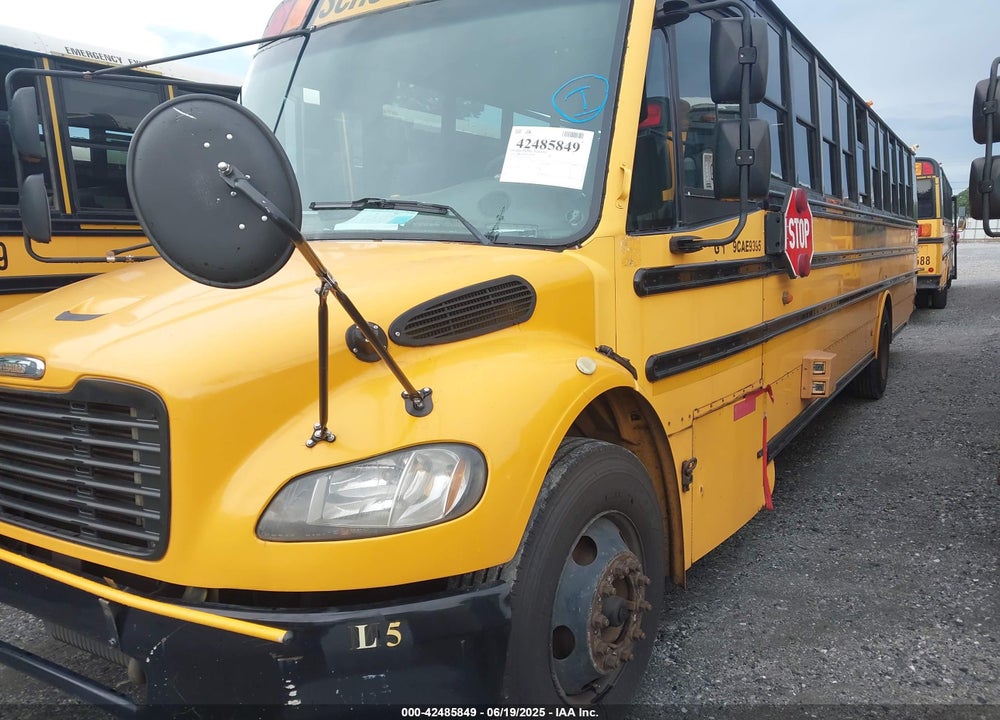 2009 FREIGHTLINER CHASSIS B2B VIN: 4UZABRDJ19CAE9395