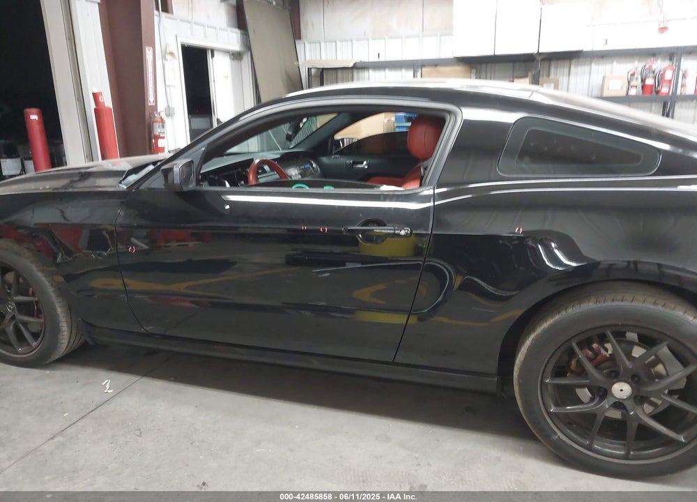 2013 FORD MUSTANG VIN: 1ZVBP8CF7D5241627