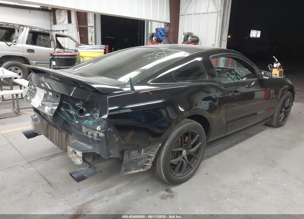 2013 FORD MUSTANG VIN: 1ZVBP8CF7D5241627