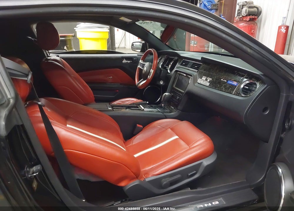 2013 FORD MUSTANG VIN: 1ZVBP8CF7D5241627