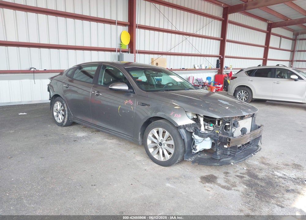 2017 KIA OPTIMA LX VIN: 5XXGT4L38HG133201