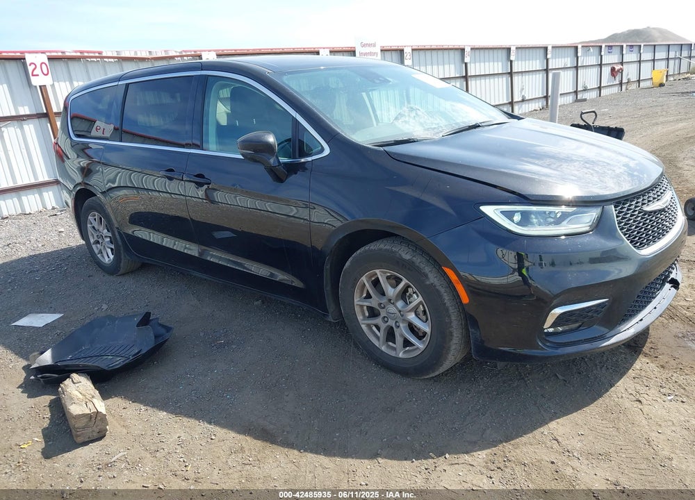 2024 CHRYSLER PACIFICA TOURING L VIN: 2C4RC1BG1RR159451