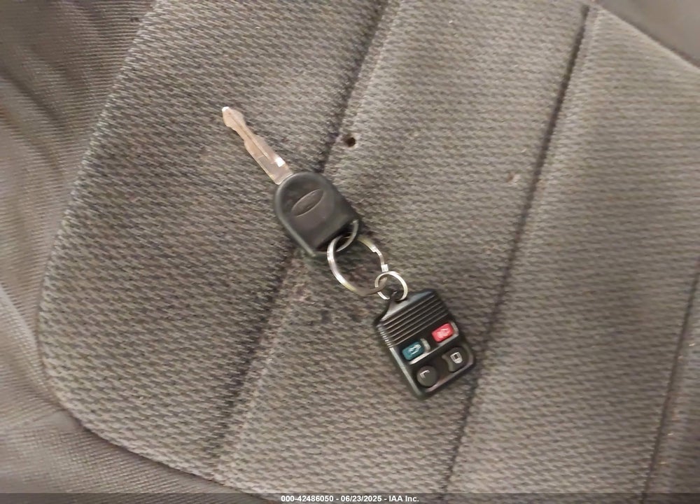 2005 FORD EXPLORER XLT/XLT SPORT VIN: 1FMZU73K25UB25644