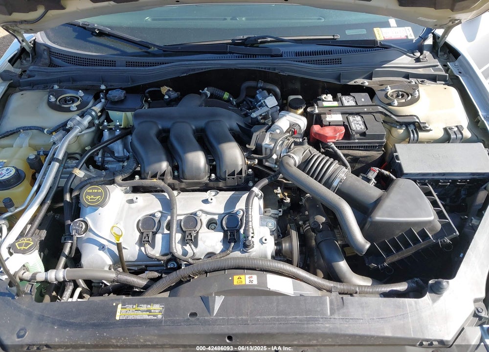 2009 FORD FUSION VIN: 3FAHP08159R152113