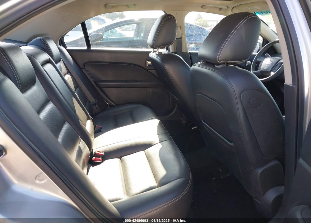 2009 FORD FUSION VIN: 3FAHP08159R152113