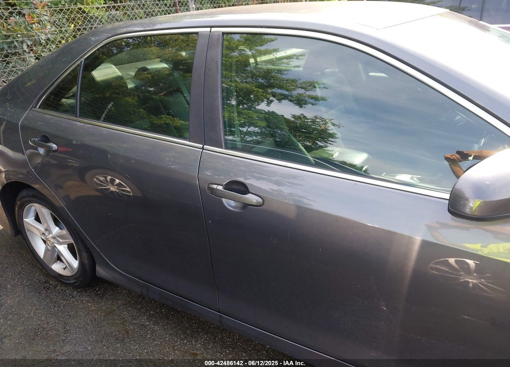 2013 TOYOTA CAMRY SE VIN: 4T1BF1FK8DU212158