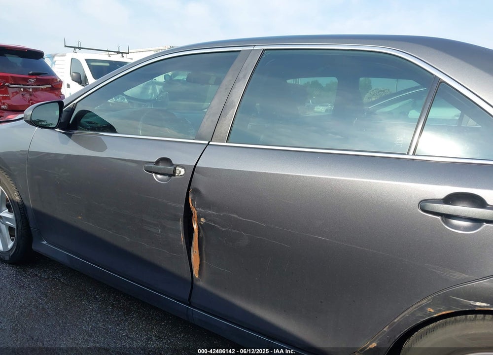 2013 TOYOTA CAMRY SE VIN: 4T1BF1FK8DU212158