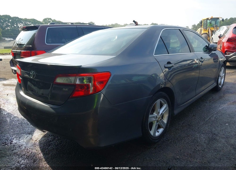 2013 TOYOTA CAMRY SE VIN: 4T1BF1FK8DU212158
