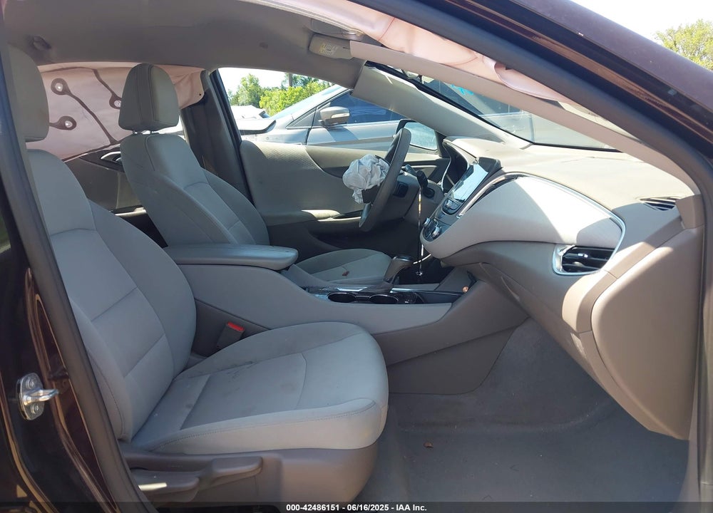 2020 CHEVROLET MALIBU FWD LT VIN: 1G1ZD5ST0LF033882