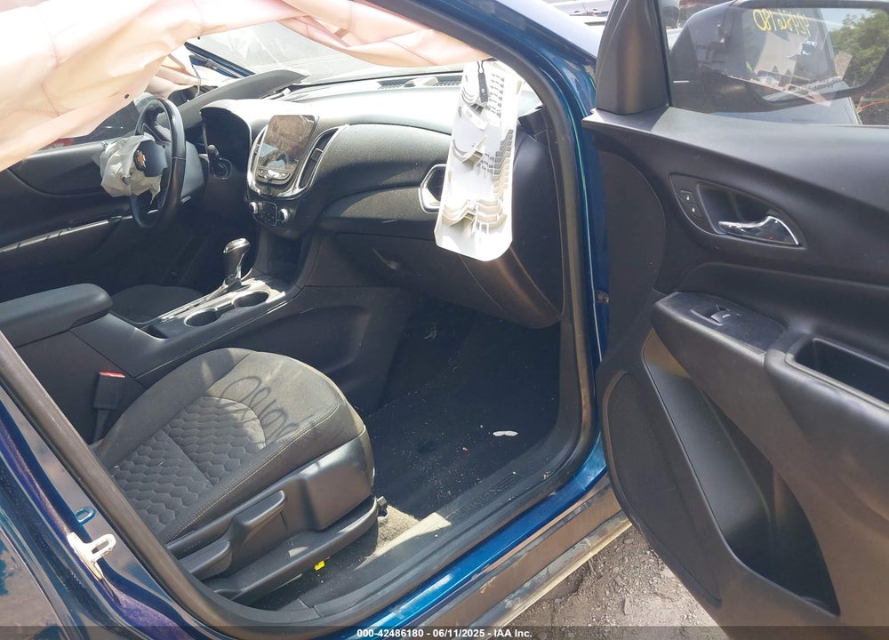 2019 CHEVROLET EQUINOX VIN: 3GNAXKEV3KL277920