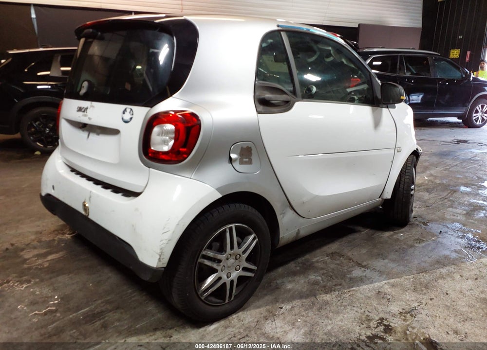 2016 SMART FORTWO PASSION/PRIME/PROXY/PURE VIN: WMEFJ5DA8GK126176