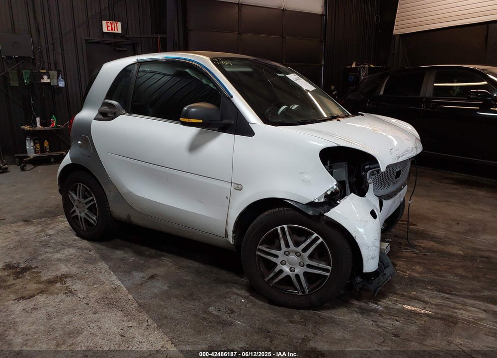 2016 SMART FORTWO PASSION/PRIME/PROXY/PURE VIN: WMEFJ5DA8GK126176