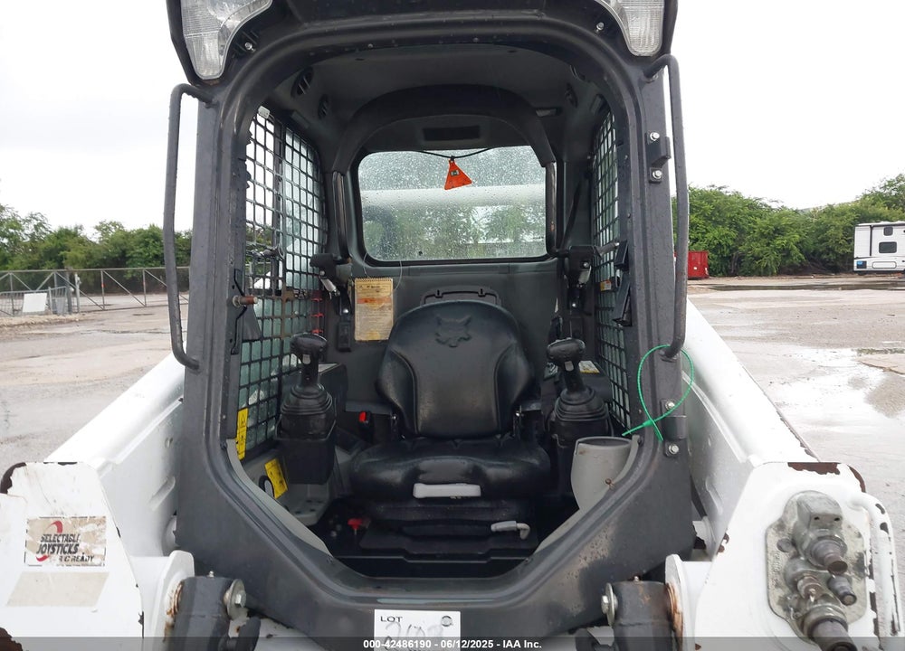 2022 BOBCAT S590 SKID STEER VIN: SNB4RF11795