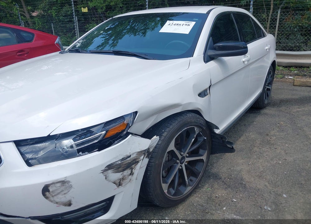 2015 FORD TAURUS VIN: 1FAHP2KT5FG206096