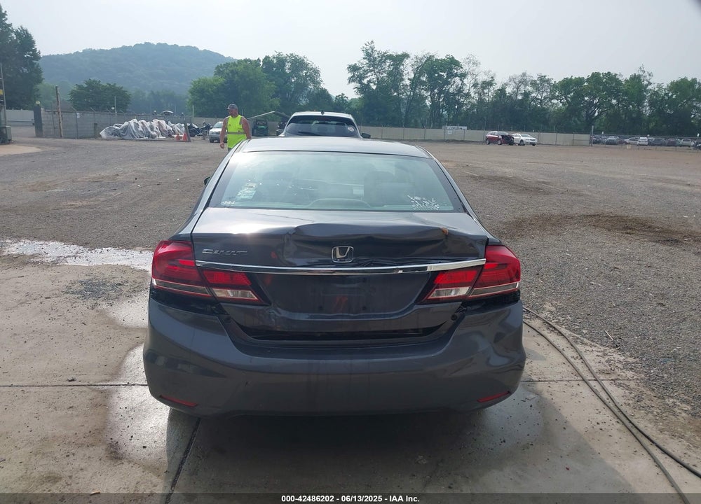 2014 HONDA CIVIC VIN: 19XFB2F87EE018975
