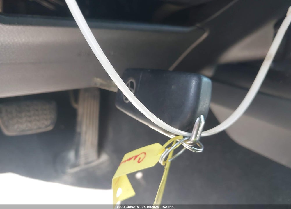 2020 TOYOTA CAMRY VIN: 4T1G11AK6LU907958