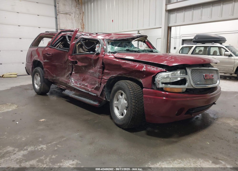 2006 GMC YUKON XL 1500 DENALI VIN: 1GKFK66UX6J143823
