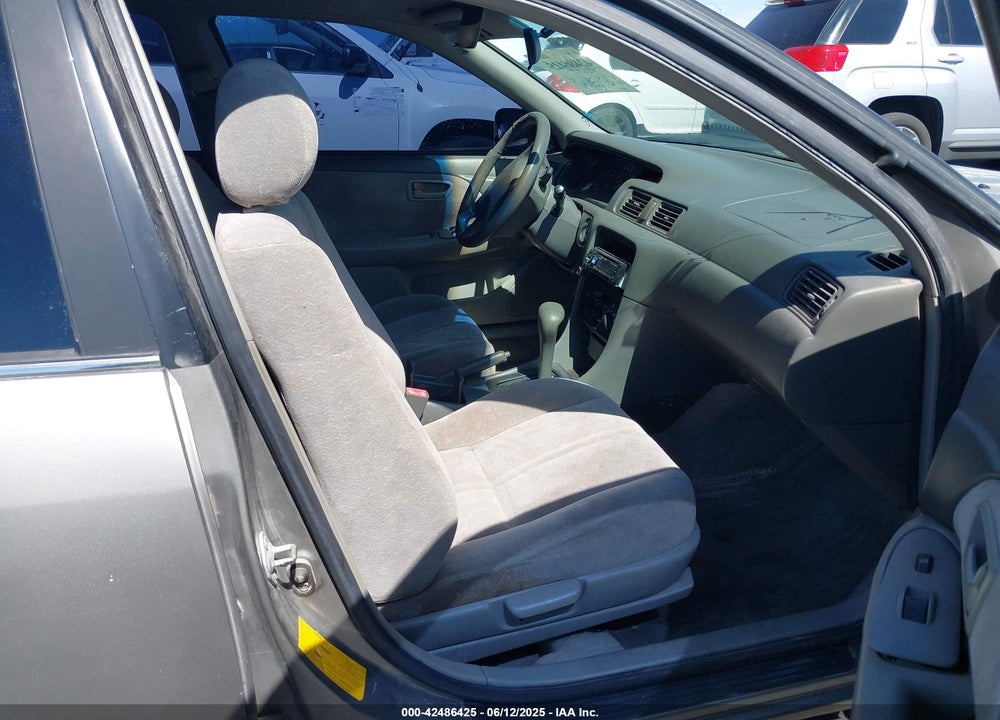 1999 TOYOTA CAMRY LE V6 VIN: JT2BF28K8X0194806