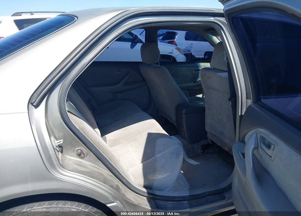 1999 TOYOTA CAMRY LE V6 VIN: JT2BF28K8X0194806