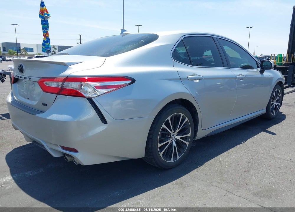 2020 TOYOTA CAMRY SE VIN: 4T1G11AK1LU887571
