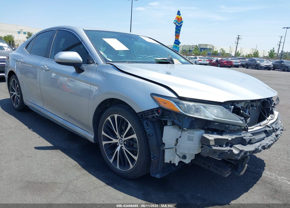 2020 TOYOTA CAMRY SE VIN: 4T1G11AK1LU887571
