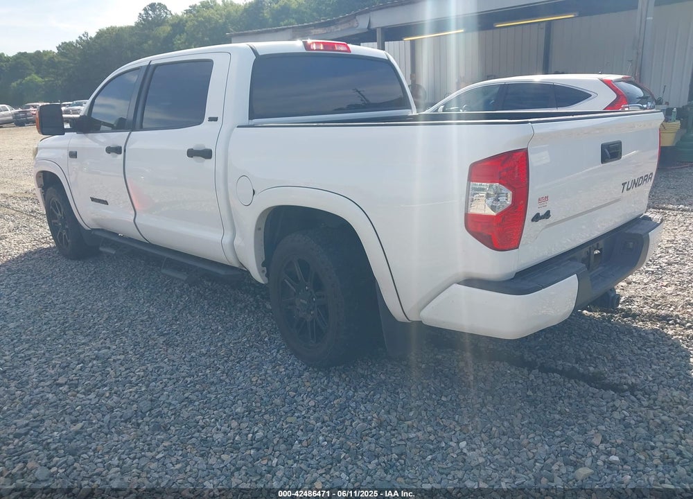 2019 TOYOTA TUNDRA SR5 5.7L V8 VIN: 5TFDW5F13KX811573
