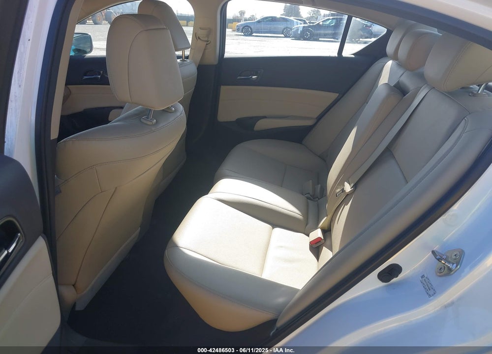 2013 ACURA ILX 2.0L VIN: 19VDE1F73DE018446