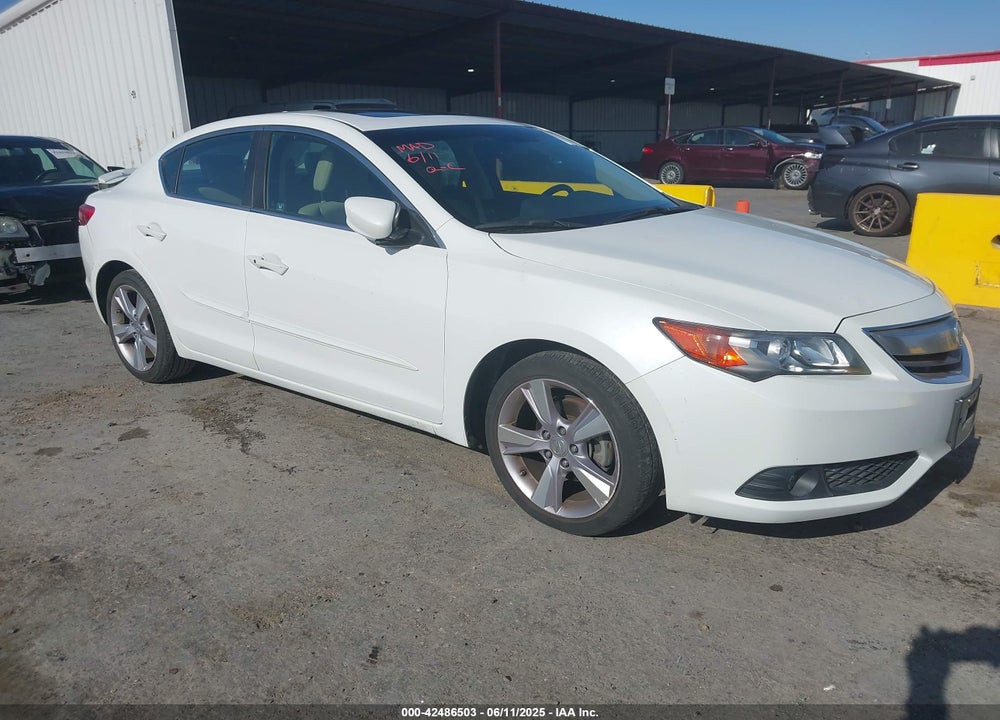 2013 ACURA ILX 2.0L VIN: 19VDE1F73DE018446