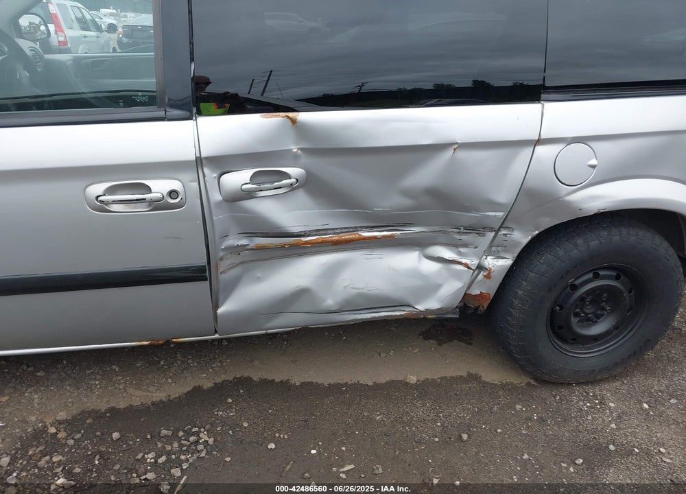2007 CHRYSLER TOWN & COUNTRY VIN: 1A4GJ45R47B114795