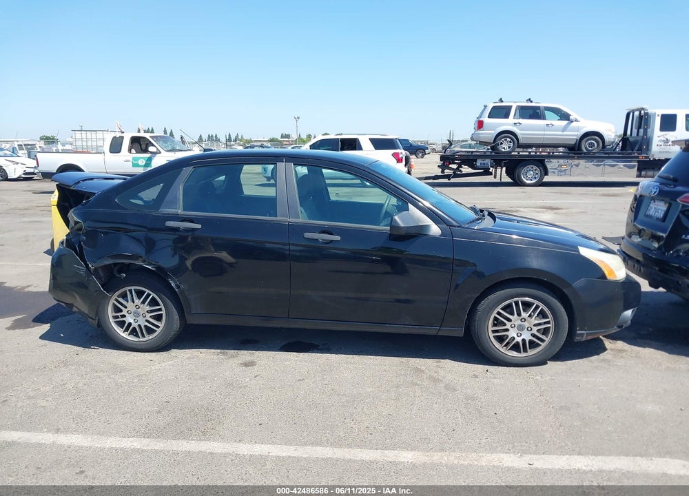 2011 FORD FOCUS SE VIN: 1FAHP3FN6BW161400
