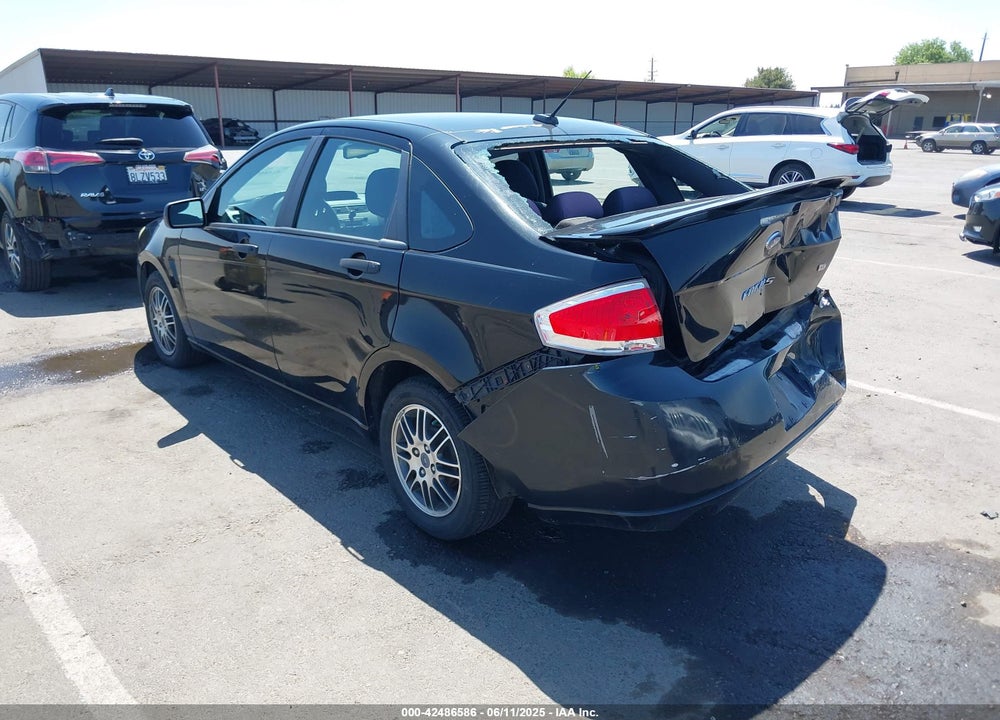 2011 FORD FOCUS SE VIN: 1FAHP3FN6BW161400
