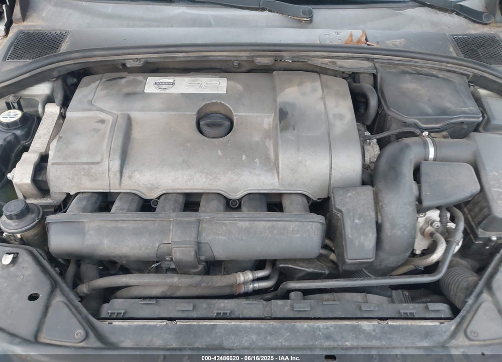 2008 VOLVO V70 VIN: YV1BW982381047279