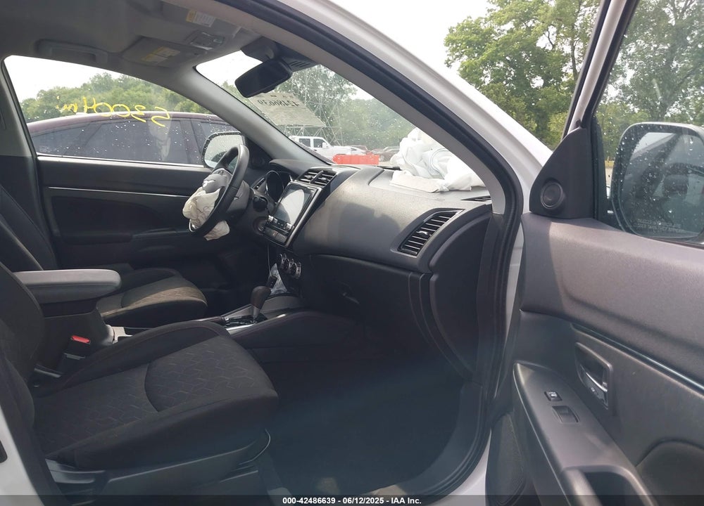 2021 MITSUBISHI OUTLANDER SPORT VIN: JA4ARUAU7MU002128