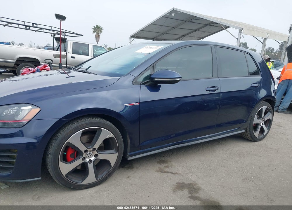 2015 VOLKSWAGEN GOLF GTI 2.0T AUTOBAHN 4-DOOR VIN: 3VW4T7AU3FM071179