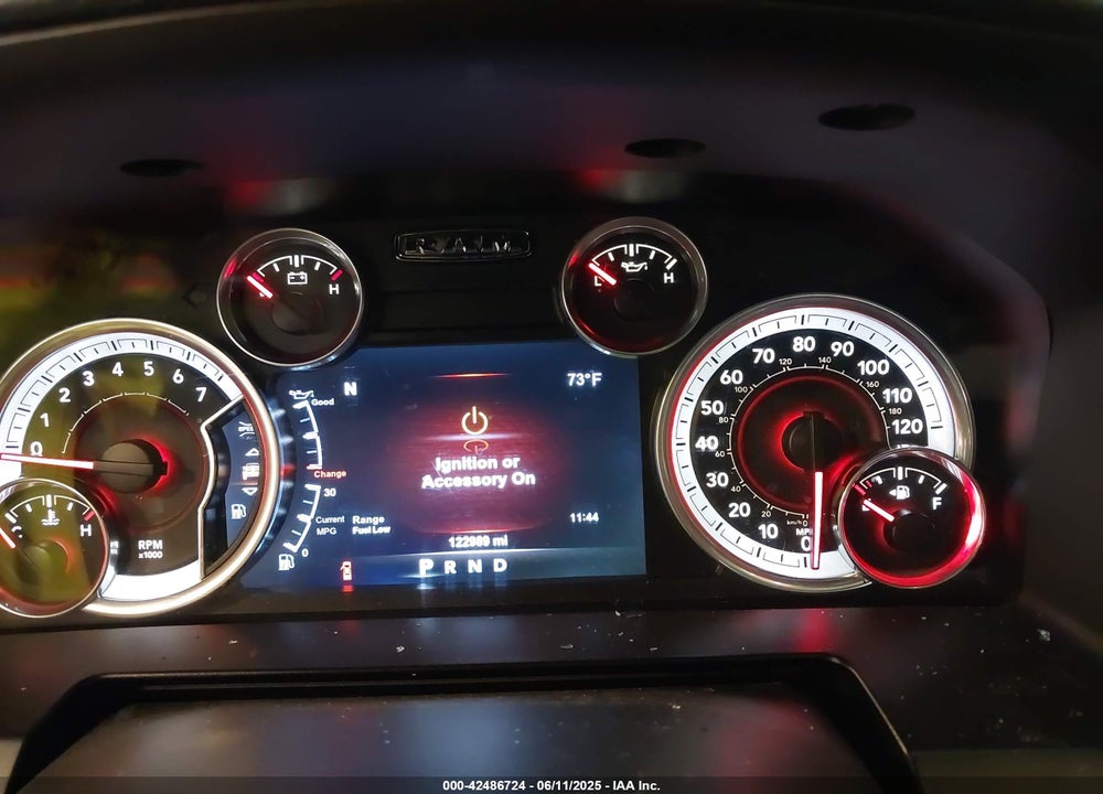 2015 RAM 1500 VIN: 1C6RR7MTXFS701529