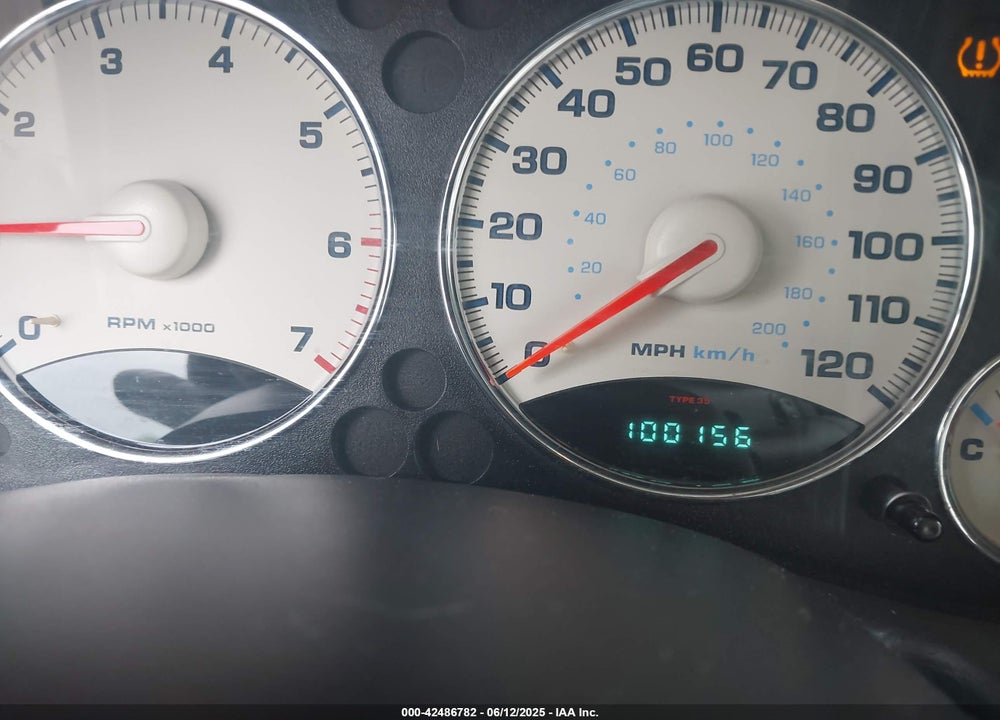 2004 JEEP LIBERTY VIN: 1J4GL58K94W104525