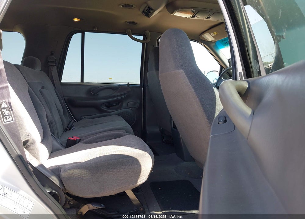 1999 FORD EXPEDITION EDDIE BAUER/XLT VIN: 1FMPU18L9XLA91801