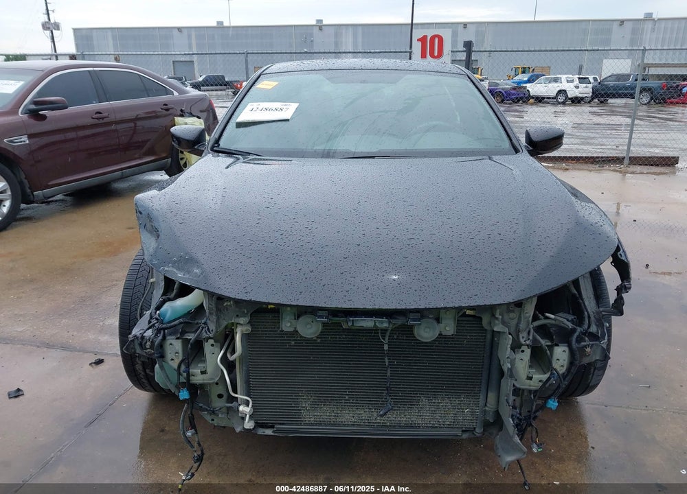 2016 HONDA ACCORD VIN: 1HGCR2F5XGA082813