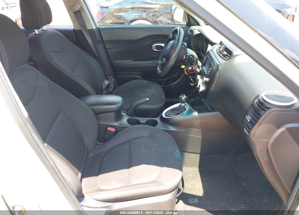 2016 KIA SOUL VIN: KNDJN2A28G7383186