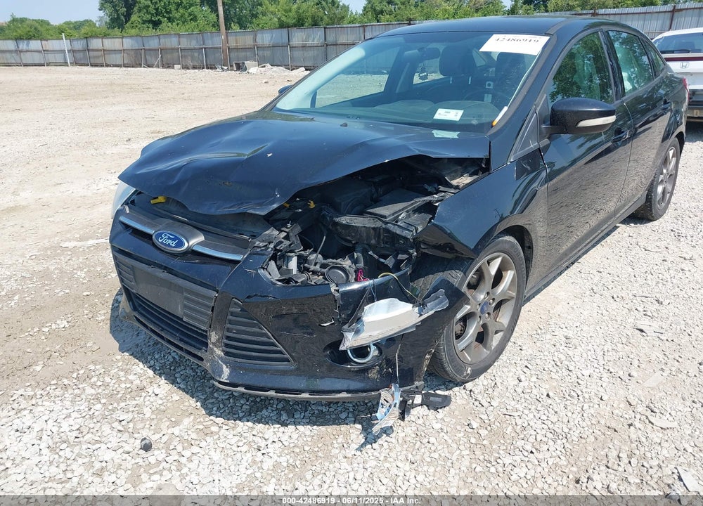 2014 FORD FOCUS VIN: 1FADP3F24EL229056