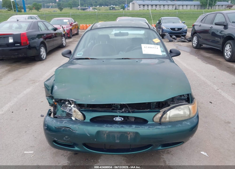 1999 FORD ESCORT VIN: 1FAFP10P1XW230023