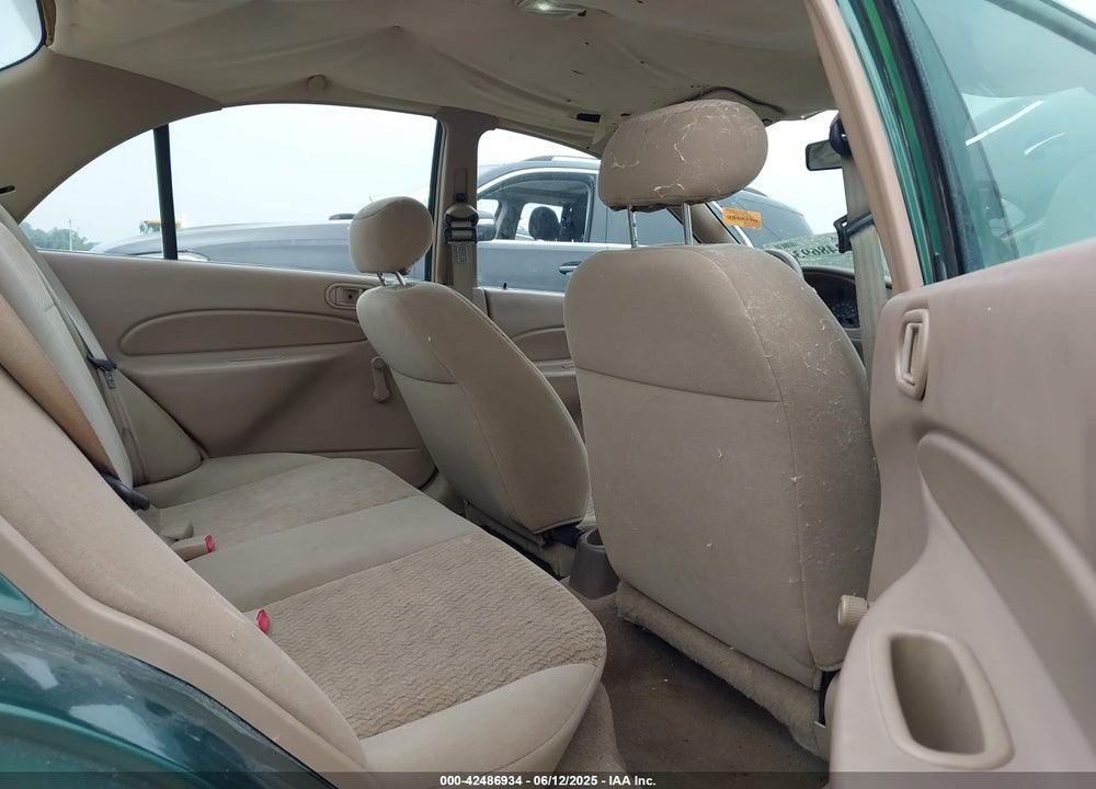 1999 FORD ESCORT VIN: 1FAFP10P1XW230023