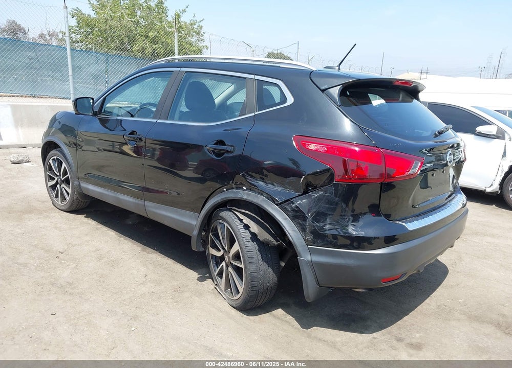 2017 NISSAN ROGUE SPORT VIN: JN1BJ1CP1HW030091